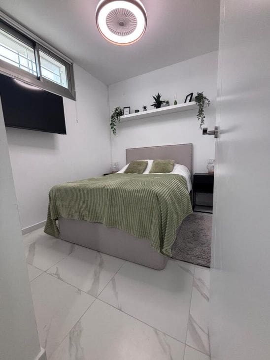 5 bedroom Villa for sale in Filipinas with pool - € 595,000 (Ref: 9691172)