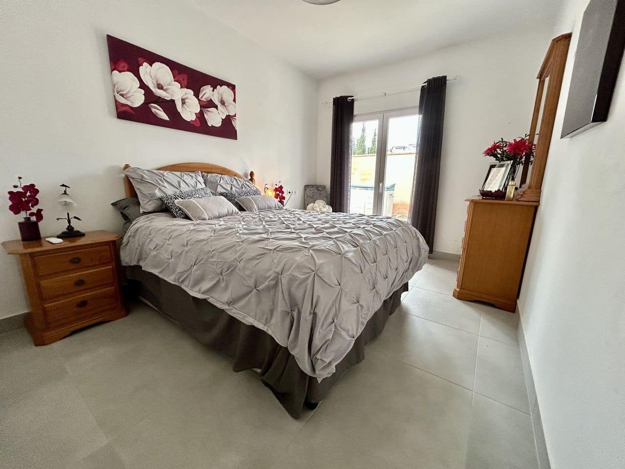 6 bedroom Villa for sale in Cabo Roig with garage - € 799,000 (Ref: 9691177)