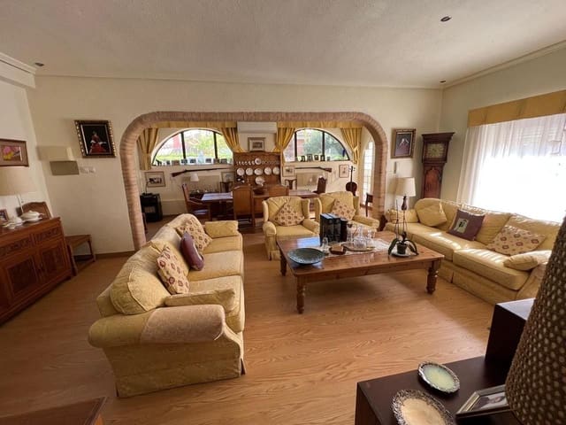 Chalet de 3 habitaciones en Cabo Roig, Orihuela en venta con garaje - 790.000 € (Ref: 9696324)