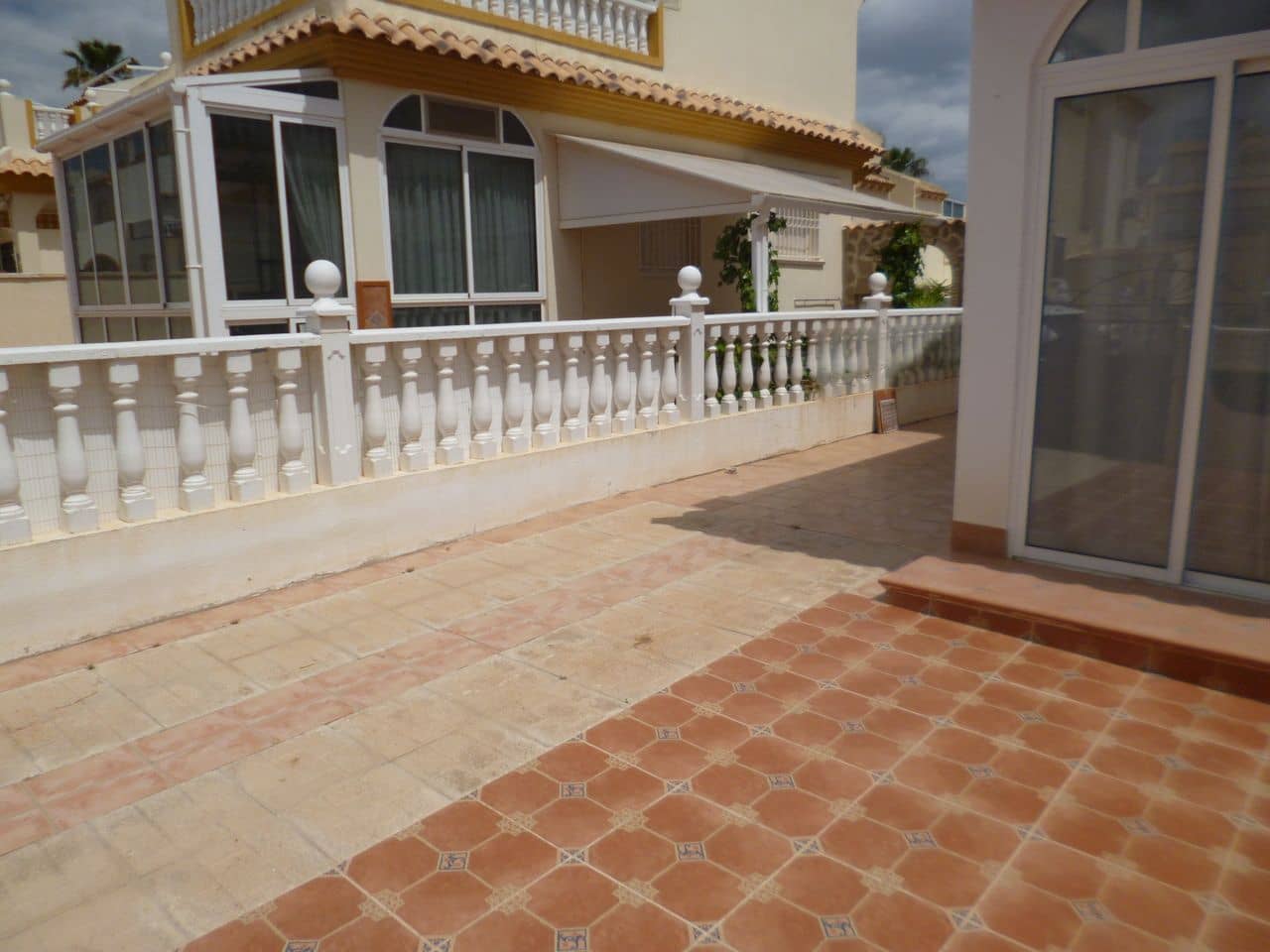 3 sypialnia Dom blizniak na sprzedaż w La Zenia - 299 000 € (Ref: 9696336)