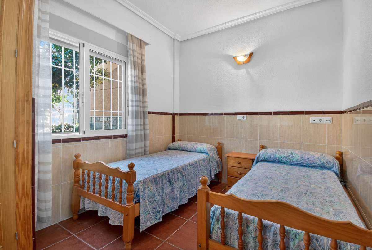 5 sypialnia Willa na sprzedaż w Lo Pagan z garażem - 315 000 € (Ref: 9698969)