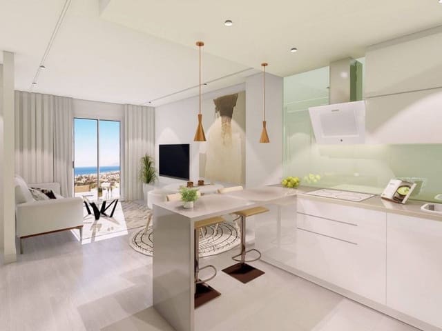 Apartamento de 3 habitaciones en Rincón de la Victoria en venta con piscina - 388.000 € (Ref: 9698989)