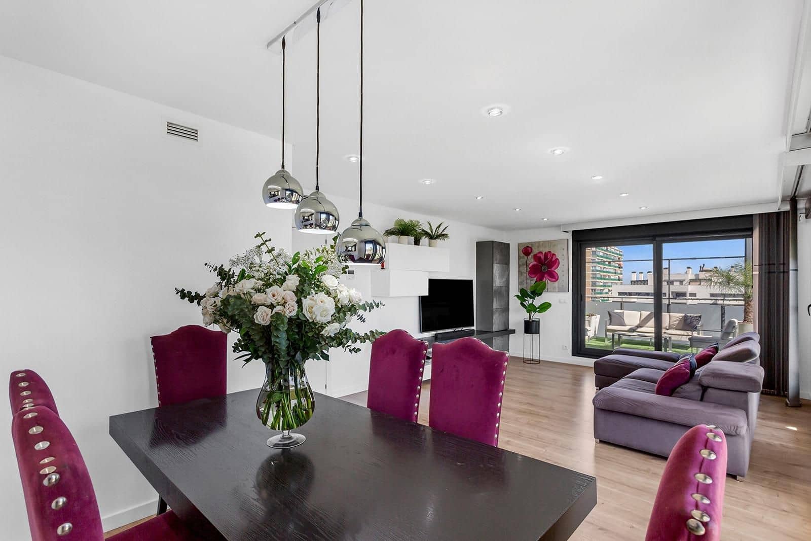 3 quarto Penthouse para venda em Alicante cidade com piscina - 1 100 000 € (Ref: 9707577)