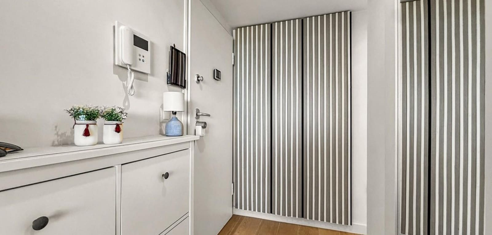 Apartamento de 2 habitaciones en Playa Paraiso en venta con piscina - 320.000 € (Ref: 9707583)