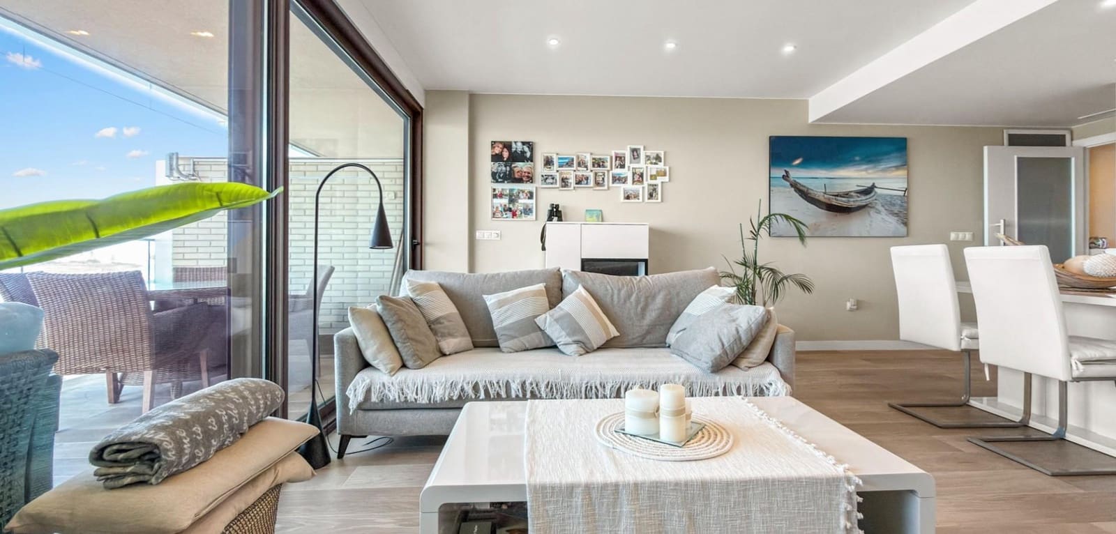 Apartamento de 2 habitaciones en Playa Paraiso en venta con piscina - 320.000 € (Ref: 9707583)