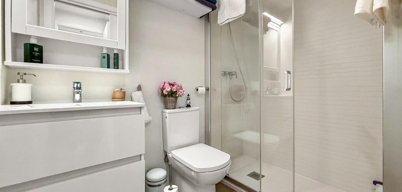 Apartamento de 2 habitaciones en Playa Paraiso en venta con piscina - 320.000 € (Ref: 9707583)