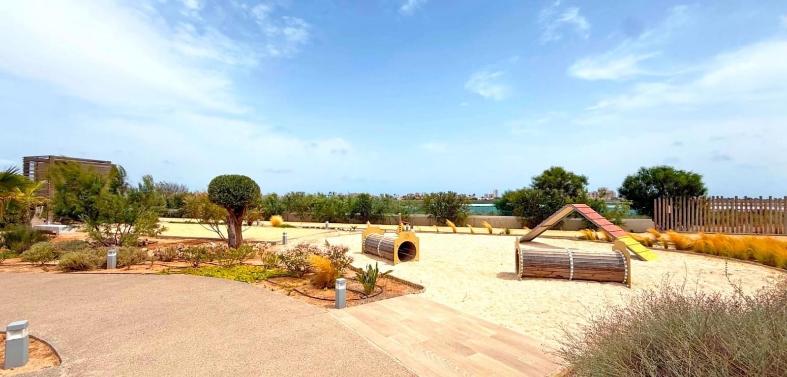 Apartamento de 2 habitaciones en Playa Paraiso en venta con piscina - 320.000 € (Ref: 9707583)