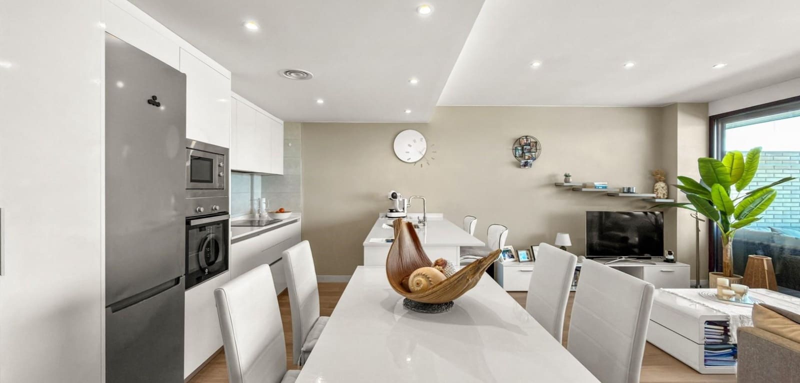 Apartamento de 2 habitaciones en Playa Paraiso en venta con piscina - 320.000 € (Ref: 9707583)