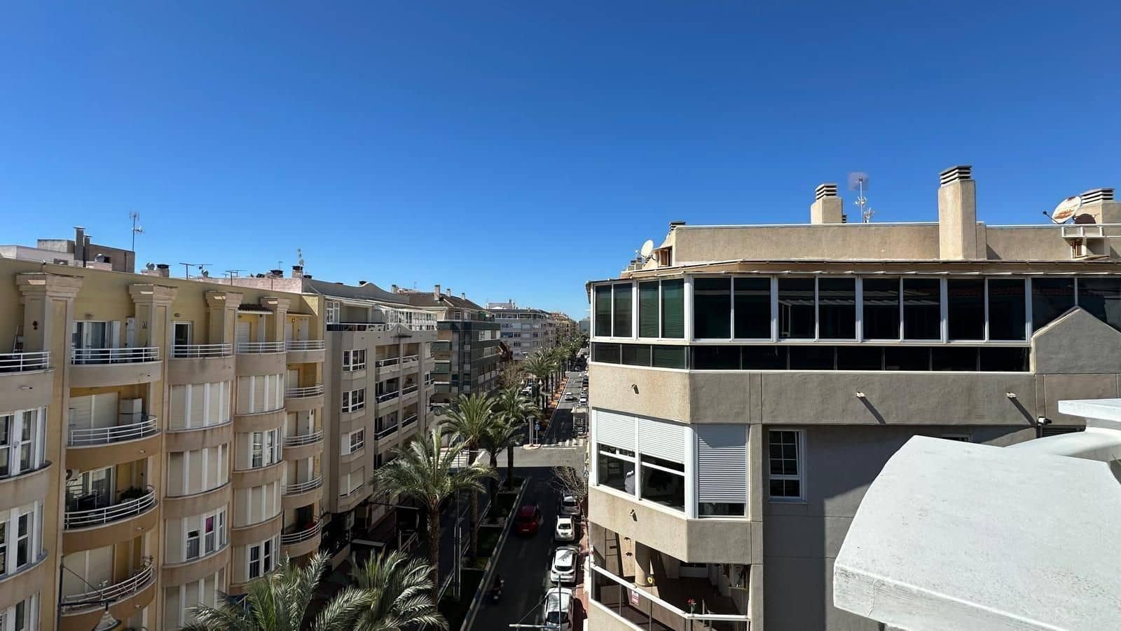 2 Zimmer Apartment zu verkaufen in Torrevieja - 265.000 € (Ref: 9707585)