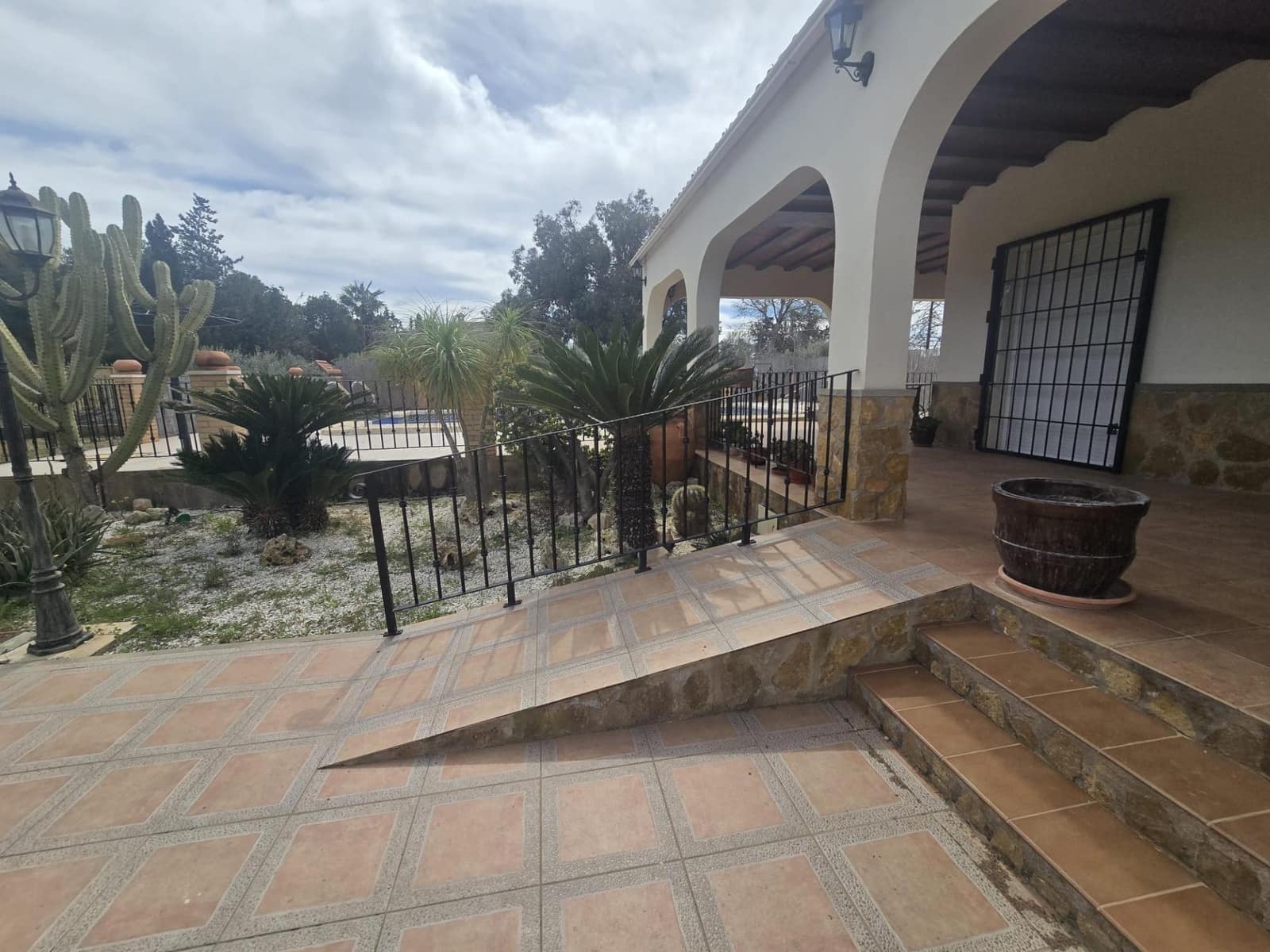 5 Zimmer Villa zu verkaufen in Sucina mit Pool - 505.000 € (Ref: 9707593)