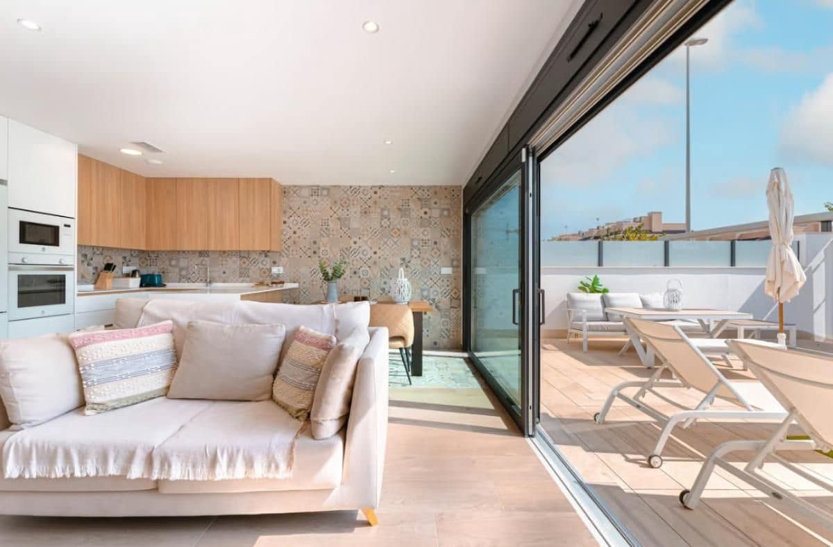 3 soveværelse Rækkehus til salg i Pilar de la Horadada med swimmingpool - € 425.000 (Ref: 9712238)