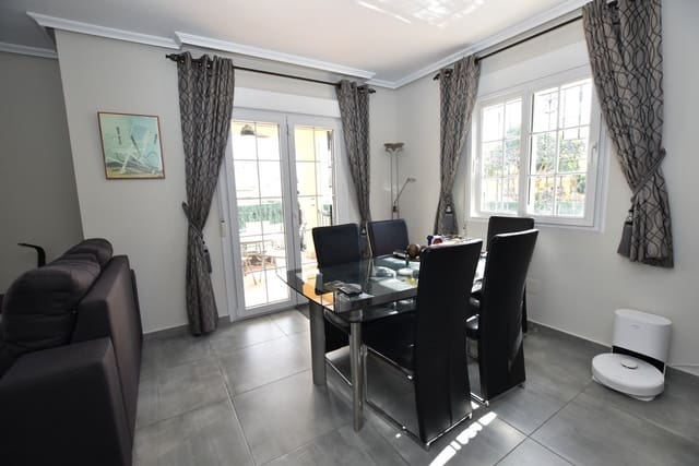 3 soverom Villa til salgs i Lomas de Cabo Roig - Los Dolses, Orihuela - € 445 000 (Ref: 9715137)