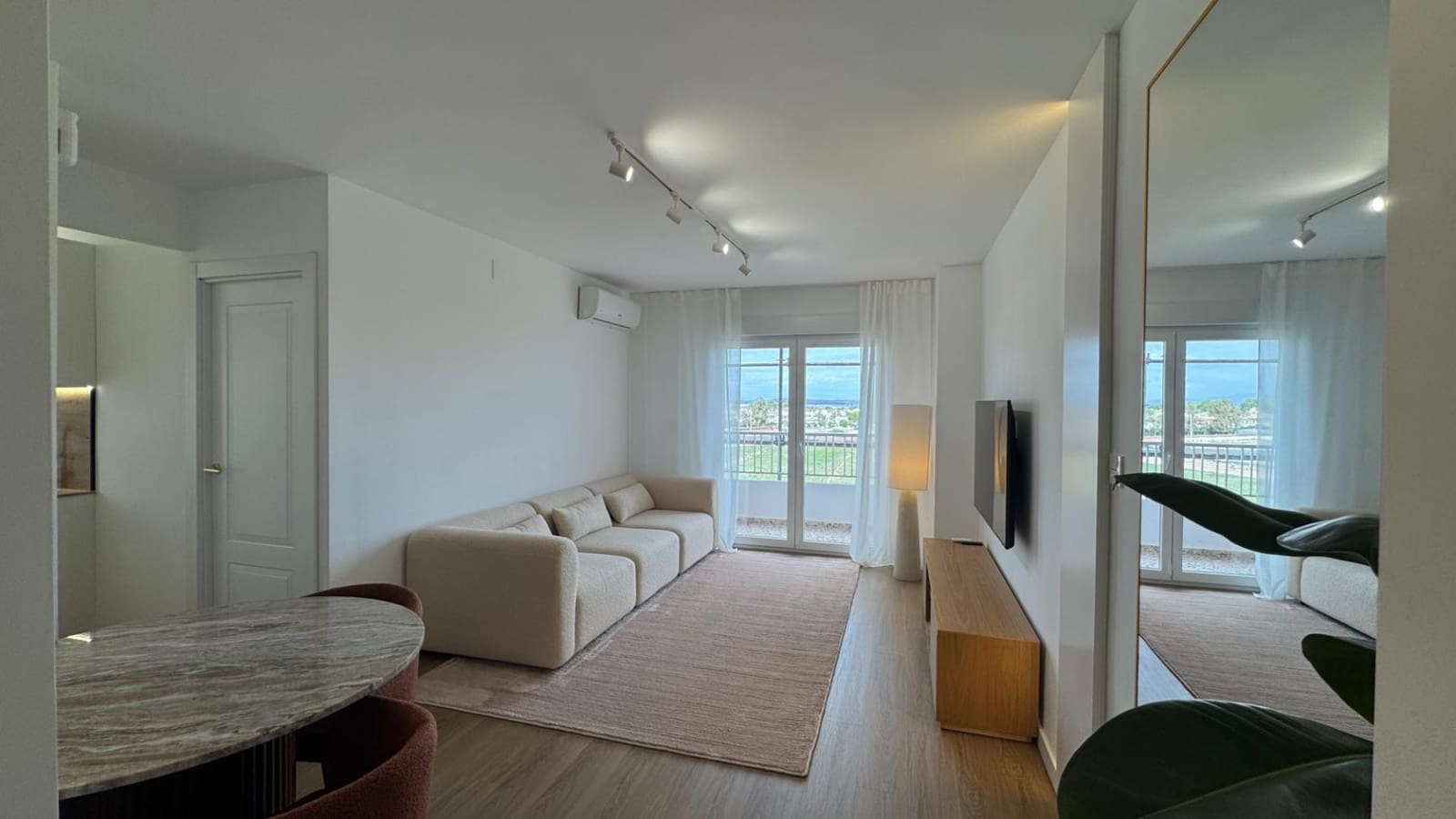 2 bedroom Apartment for sale in Torrevieja - € 235,000 (Ref: 9715139)
