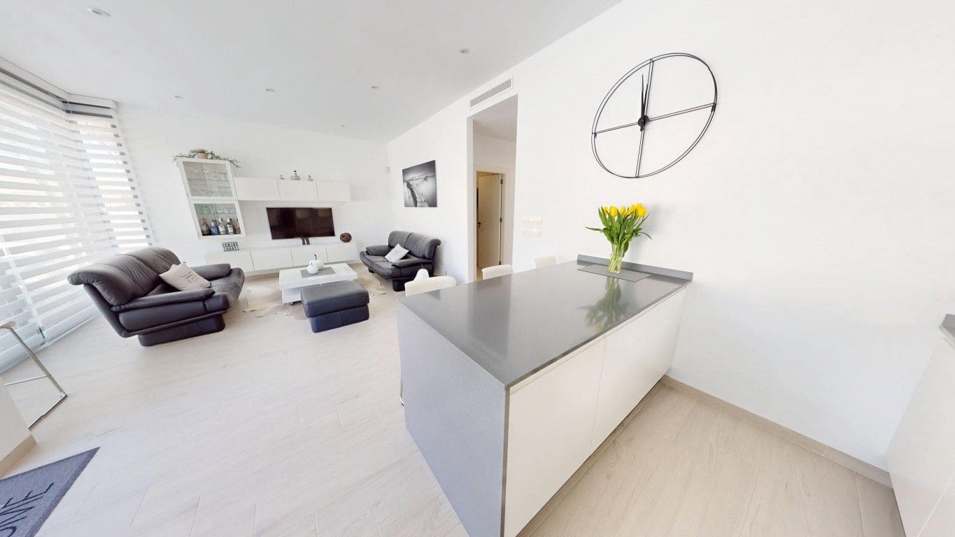 3 slaapkamer Villa te koop in Los Alcazares met garage - € 469.000 (Ref: 9715141)