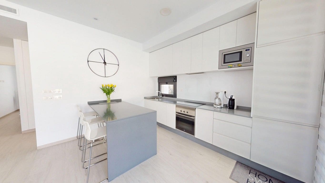 3 slaapkamer Villa te koop in Los Alcazares met garage - € 469.000 (Ref: 9715141)