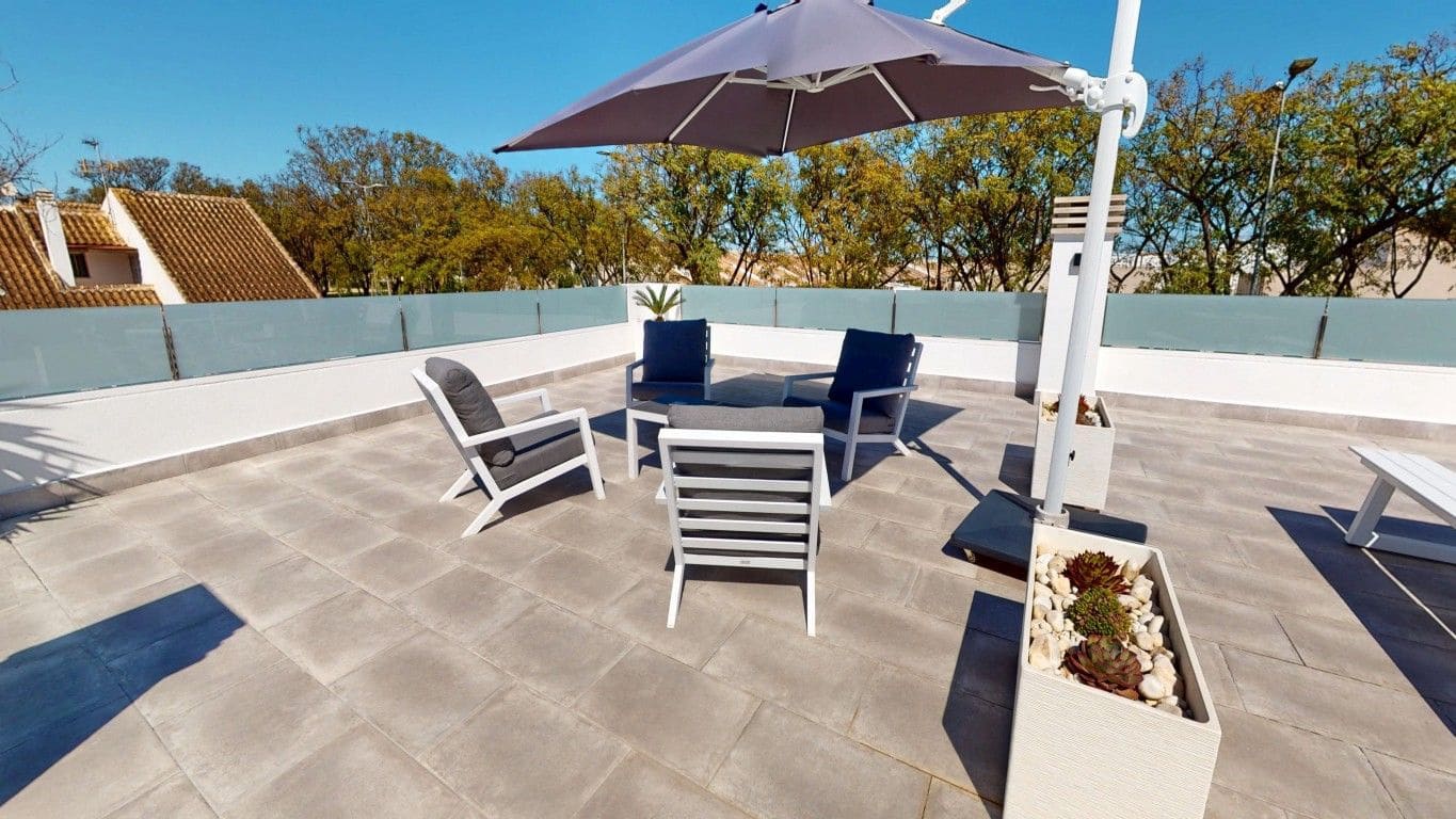 3 slaapkamer Villa te koop in Los Alcazares met garage - € 469.000 (Ref: 9715141)