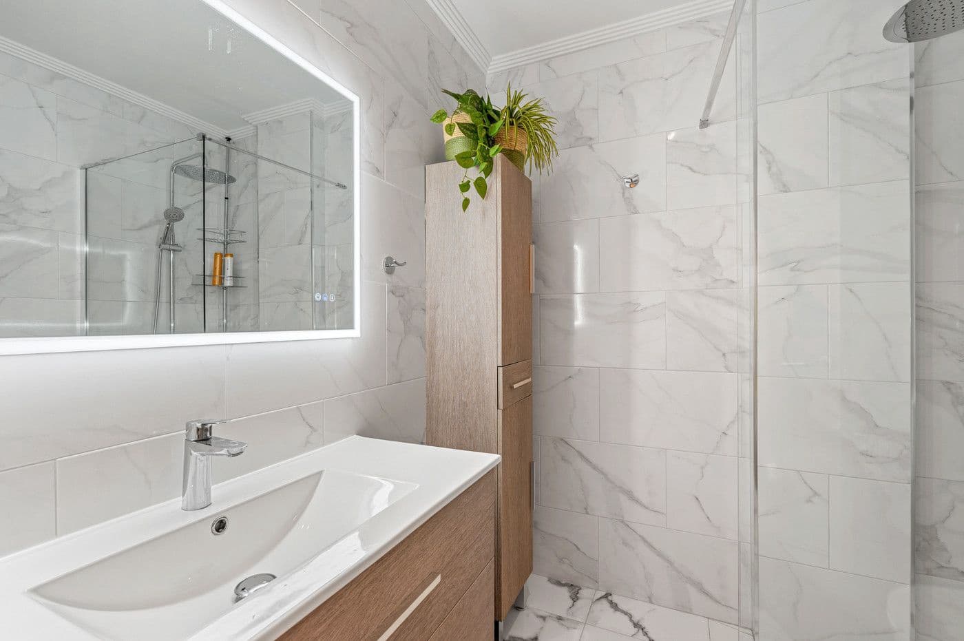 2 bedroom Apartment for sale in La Veleta - € 249,000 (Ref: 9721922)