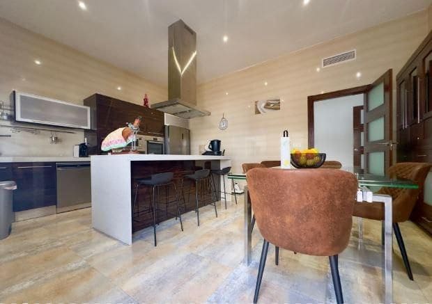 4 chambre Villa/Maison à vendre à Torre de la Horadada avec piscine - 595 000 € (Ref: 9721928)