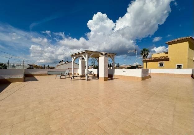 4 chambre Villa/Maison à vendre à Torre de la Horadada avec piscine - 595 000 € (Ref: 9721928)