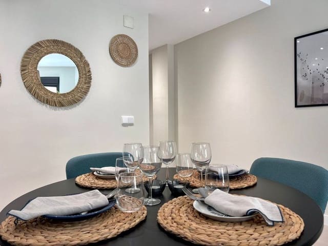 3 chambre Appartement à vendre à Valle Niza, Vélez-Málaga avec piscine - 384 000 € (Ref: 9722006)