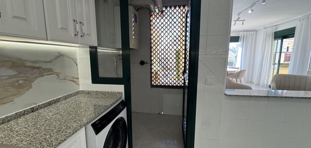 Apartamento de 2 habitaciones en Las Filipinas en venta con piscina - 249.000 € (Ref: 9722070)