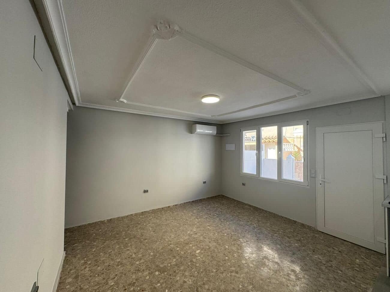 3 Zimmer Apartment zu verkaufen in Torrevieja - 249.500 € (Ref: 9722149)