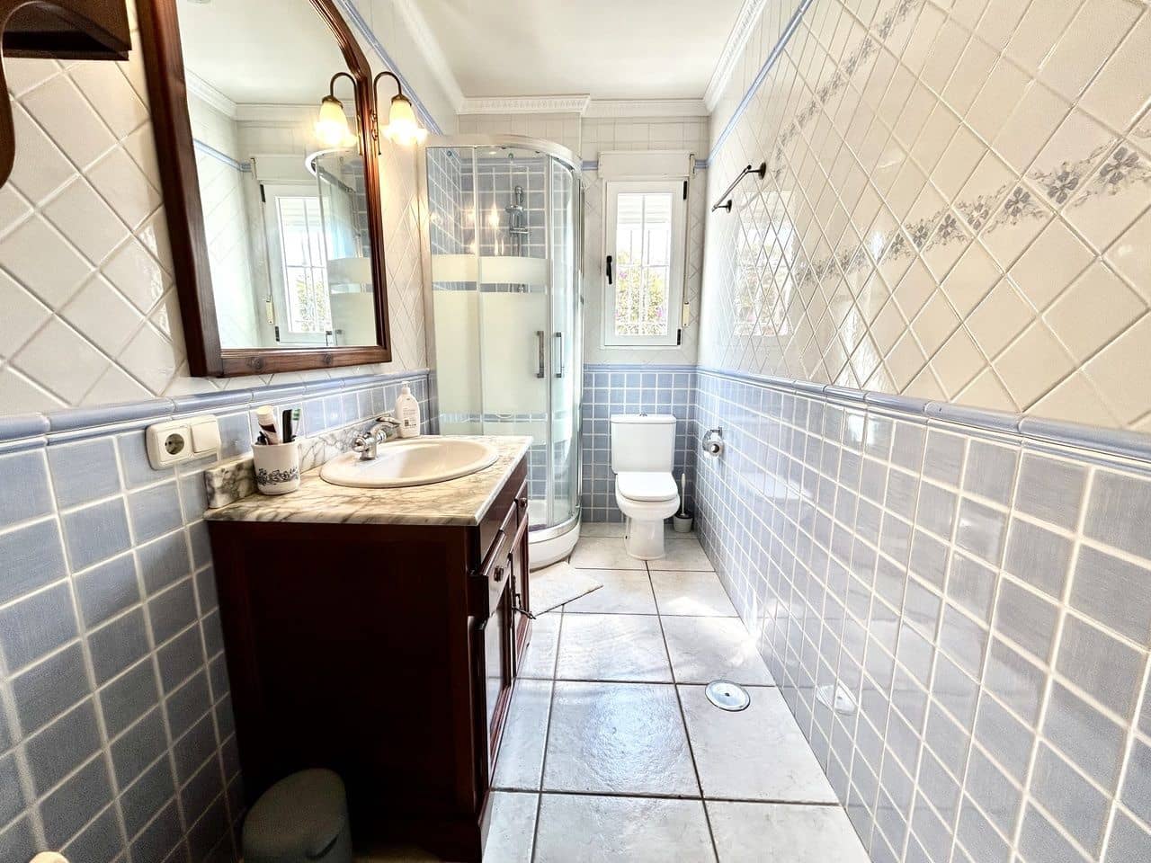 6 Zimmer Villa zu verkaufen in La Mata mit Garage - 950.000 € (Ref: 9722182)