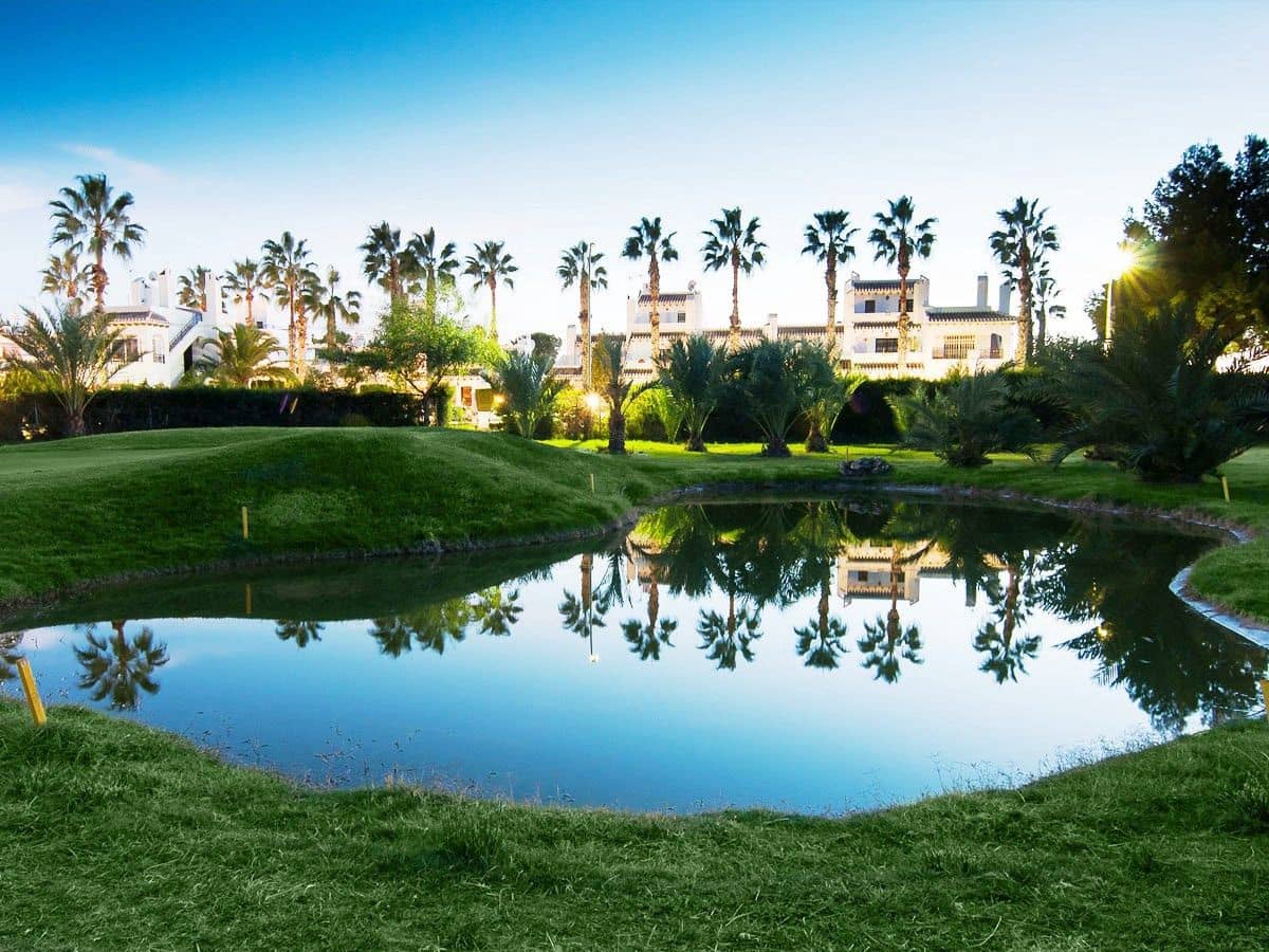 2 bedroom Bungalow for sale in Orihuela Costa - € 229,000 (Ref: 9729374)