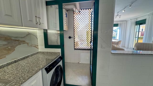 Apartamento de 2 habitaciones en Las Filipinas en venta - 249.000 € (Ref: 9729384)