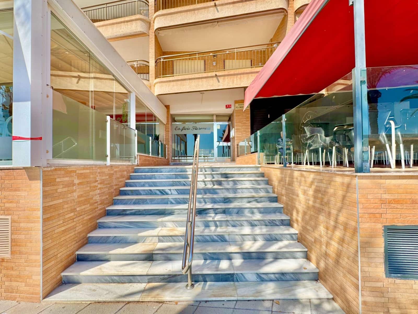 3 chambre Appartement à vendre à Torrevieja avec garage - 360 000 € (Ref: 9729389)