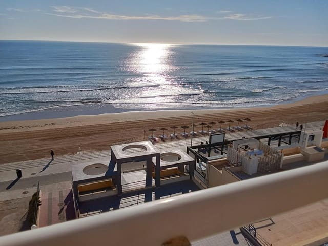 2 bedroom Penthouse for sale in La Mata, Torrevieja with pool - € 349,000 (Ref: 9729390)