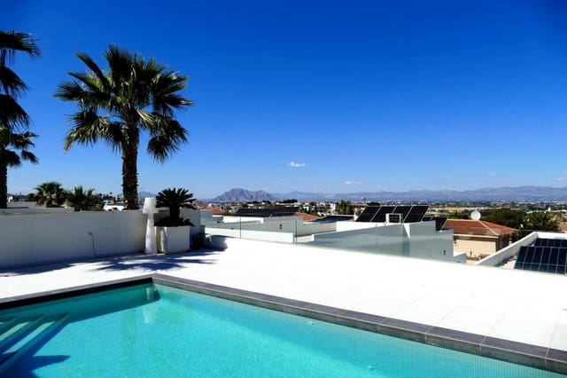 Chalet de 4 habitaciones en Benejúzar en venta - 675.000 € (Ref: 9729391)