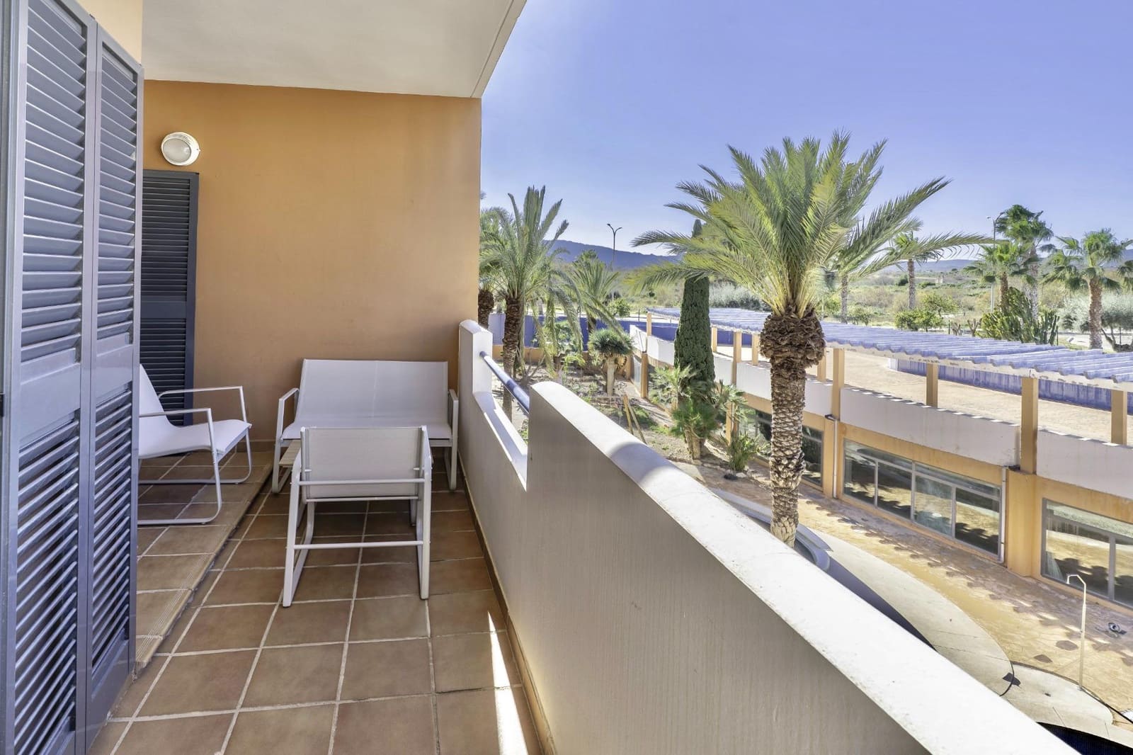 Apartamento de 2 habitaciones en Vera en venta con piscina garaje - 160.000 € (Ref: 9730286)