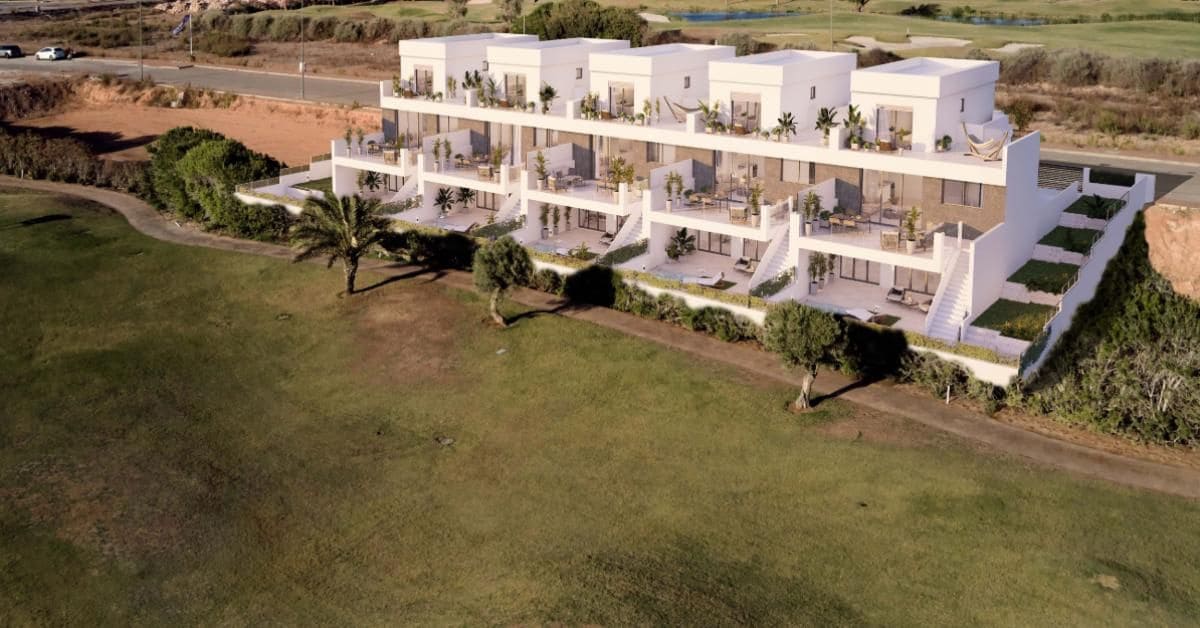 3 chambre Villa/Maison Mitoyenne à vendre à Los Alcazares avec piscine - 720 000 € (Ref: 9730336)