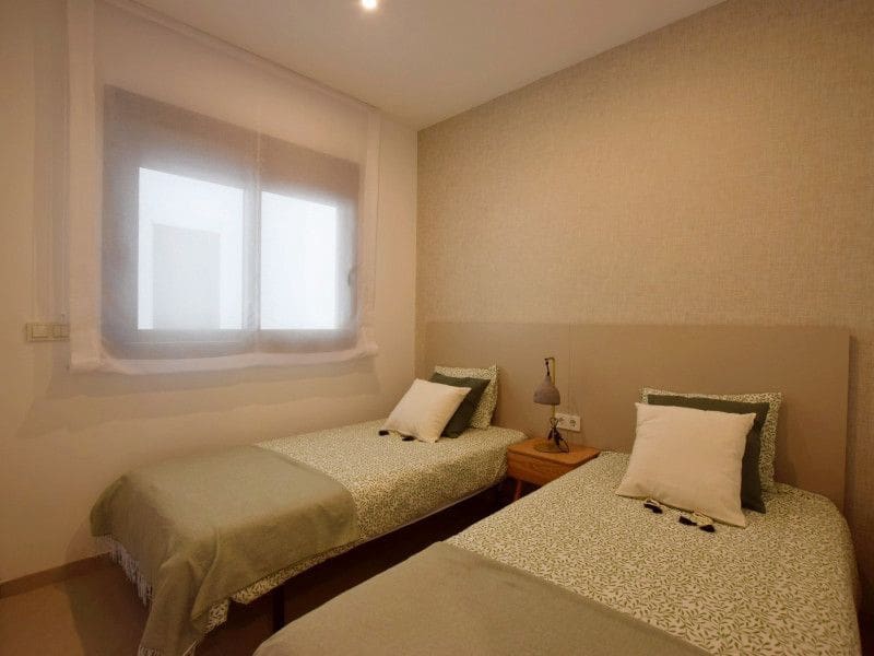 2 chambre Appartement à vendre à Torrevieja avec piscine - 310 000 € (Ref: 9730358)