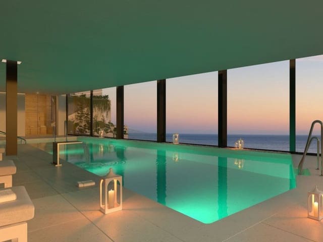 4 chambre Appartement à vendre à Carvajal, Fuengirola avec piscine - 2 256 000 € (Ref: 9730361)