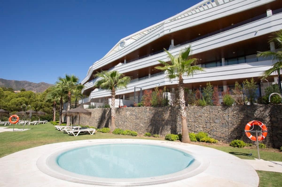 2 slaapkamer Appartement te koop in Fuengirola met zwembad - € 850.000 (Ref: 9730363)