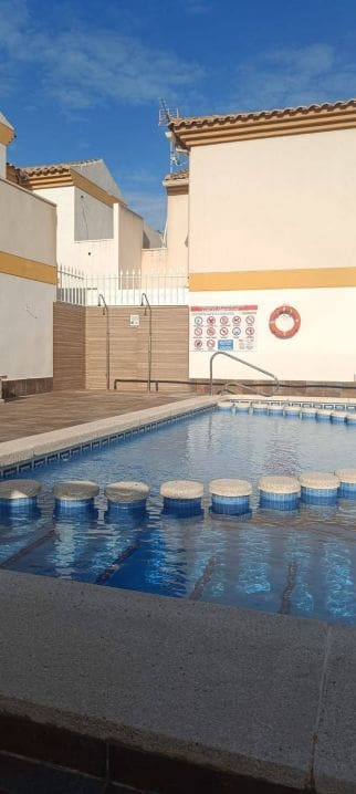 3 chambre Villa/Maison Mitoyenne à vendre à San Pedro del Pinatar avec piscine - 190 900 € (Ref: 9730388)