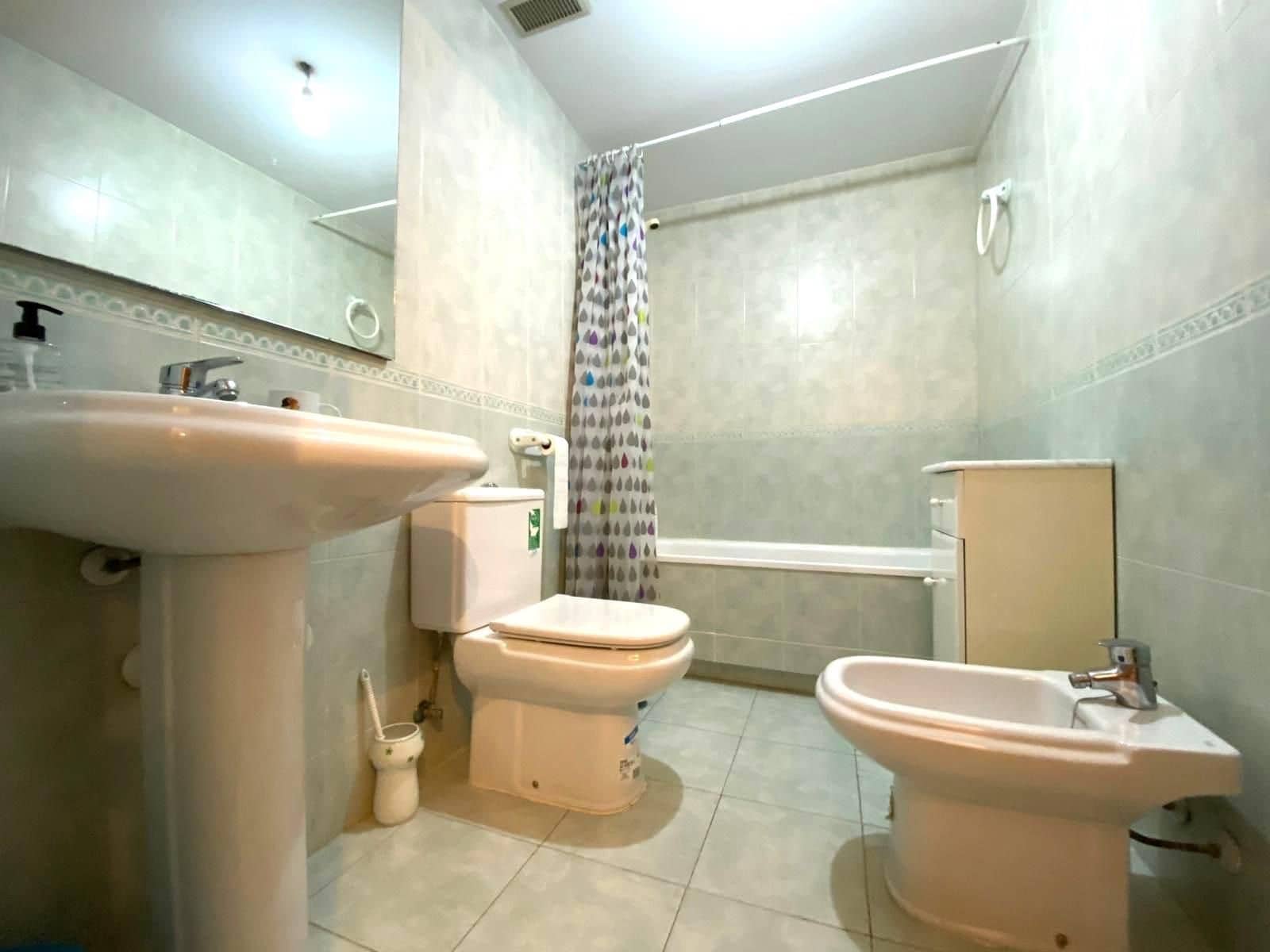 4 bedroom Apartment for sale in Alicante / Alacant city - € 390,000 (Ref: 9739046)