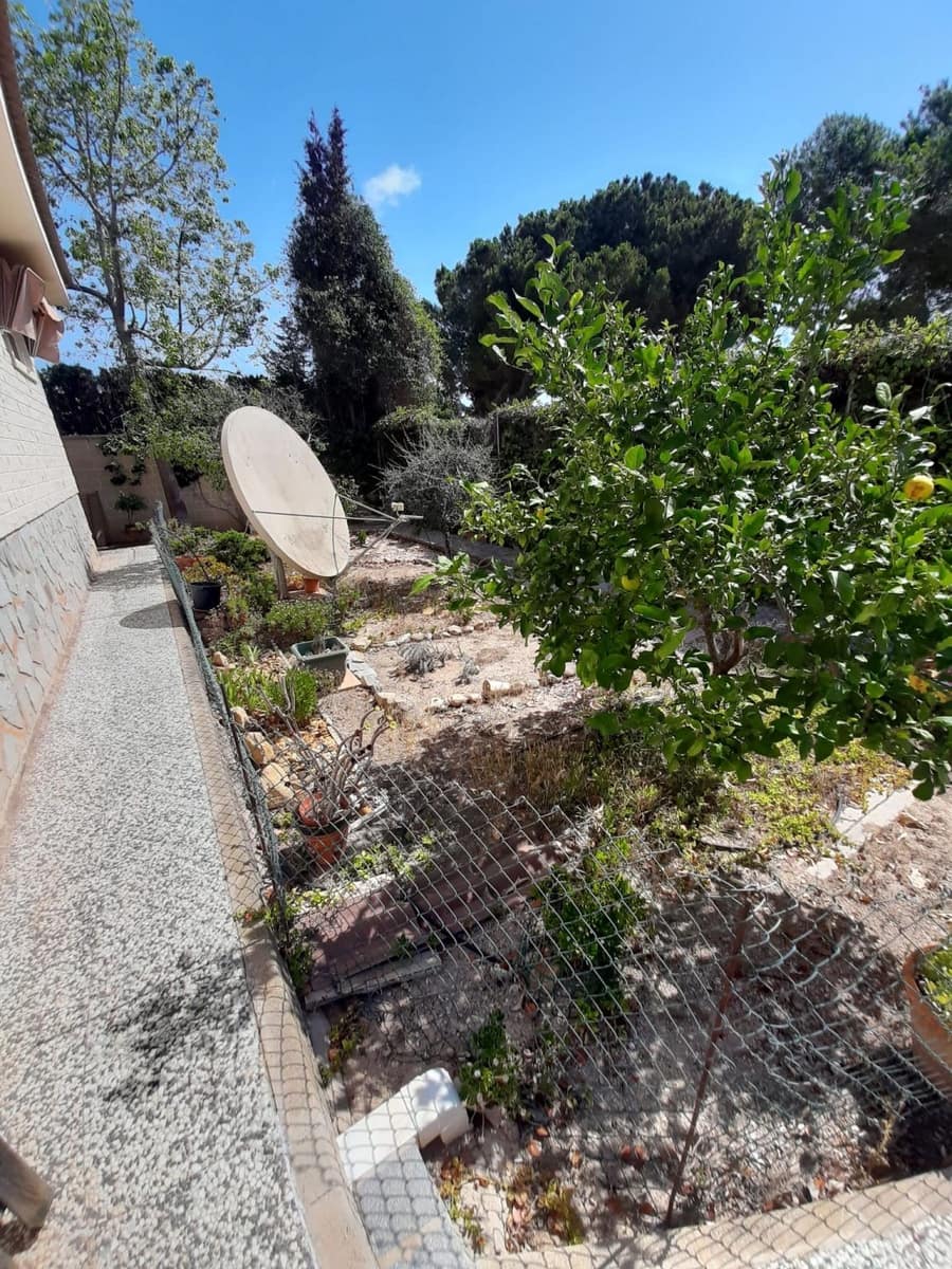 5 Zimmer Villa zu verkaufen in Villamartin - 740.000 € (Ref: 9739049)