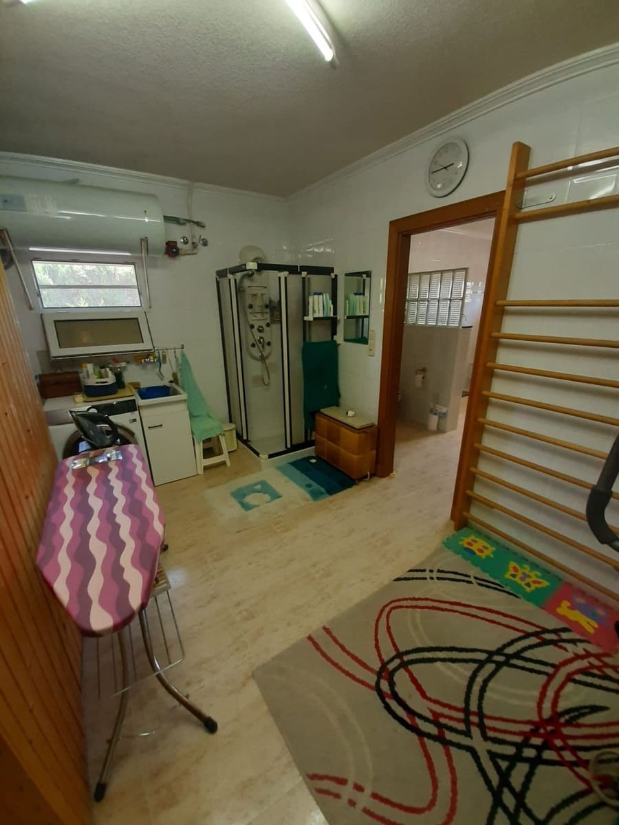 5 Zimmer Villa zu verkaufen in Villamartin - 740.000 € (Ref: 9739049)