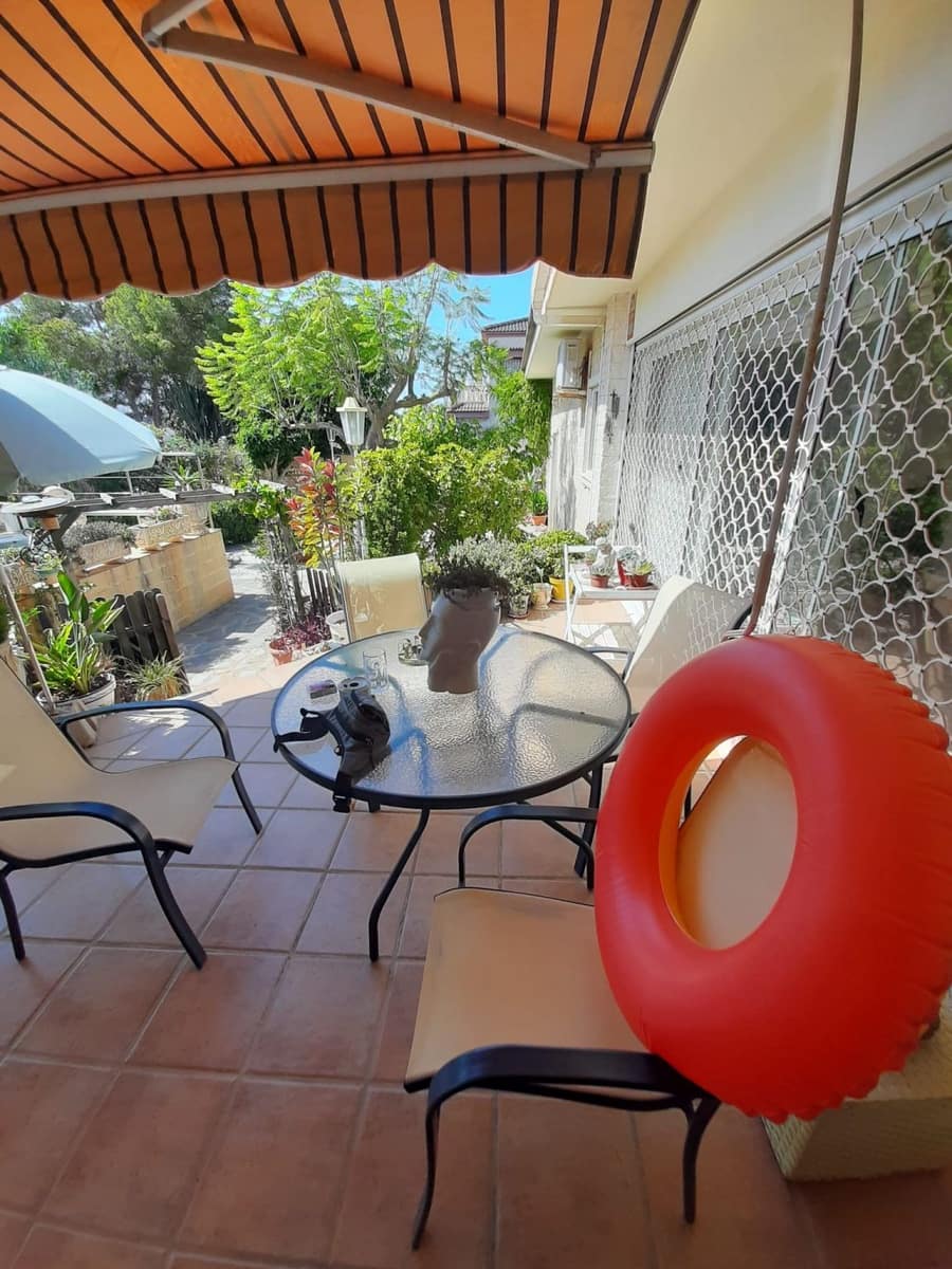 5 Zimmer Villa zu verkaufen in Villamartin - 740.000 € (Ref: 9739049)