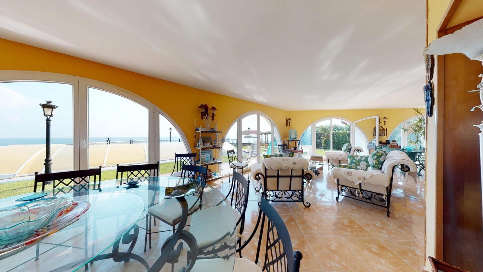 8 bedroom Villa for sale in Cabo Roig - € 4,900,000 (Ref: 9739054)