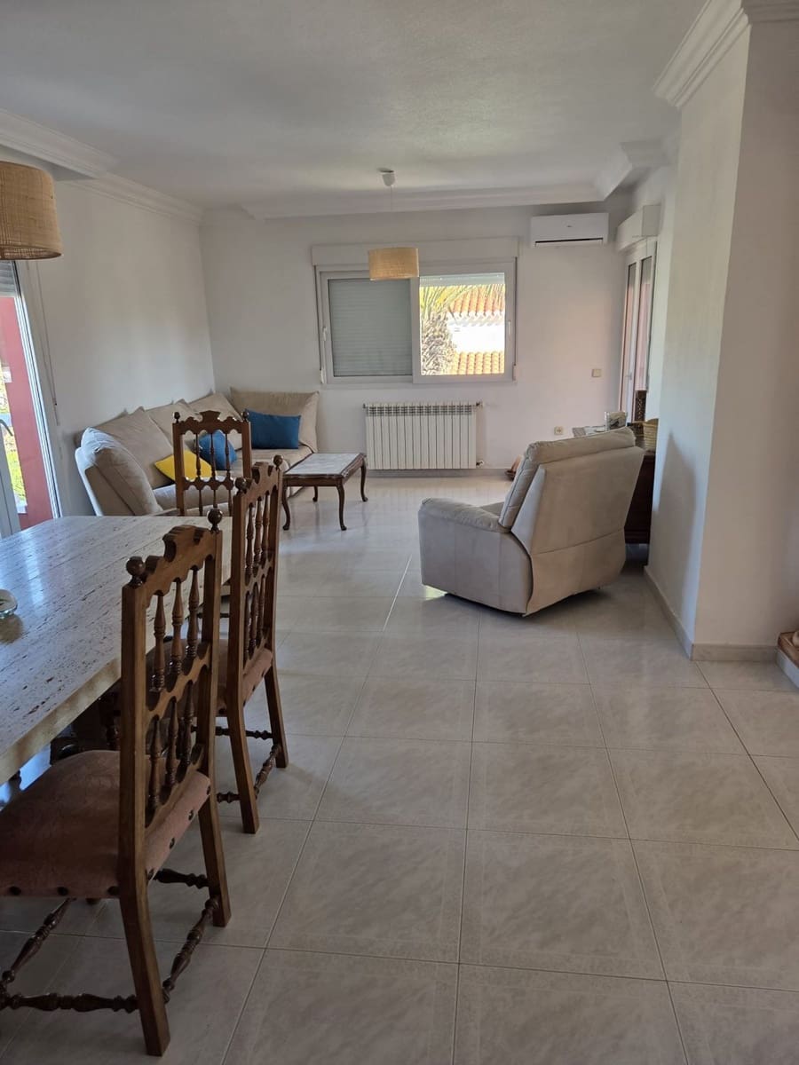 5 Zimmer Villa zu verkaufen in Campoamor mit Garage - 860.000 € (Ref: 9739058)