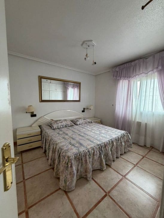 5 sypialnia Willa na sprzedaż w La Zenia z basenem - 650 000 € (Ref: 9739060)