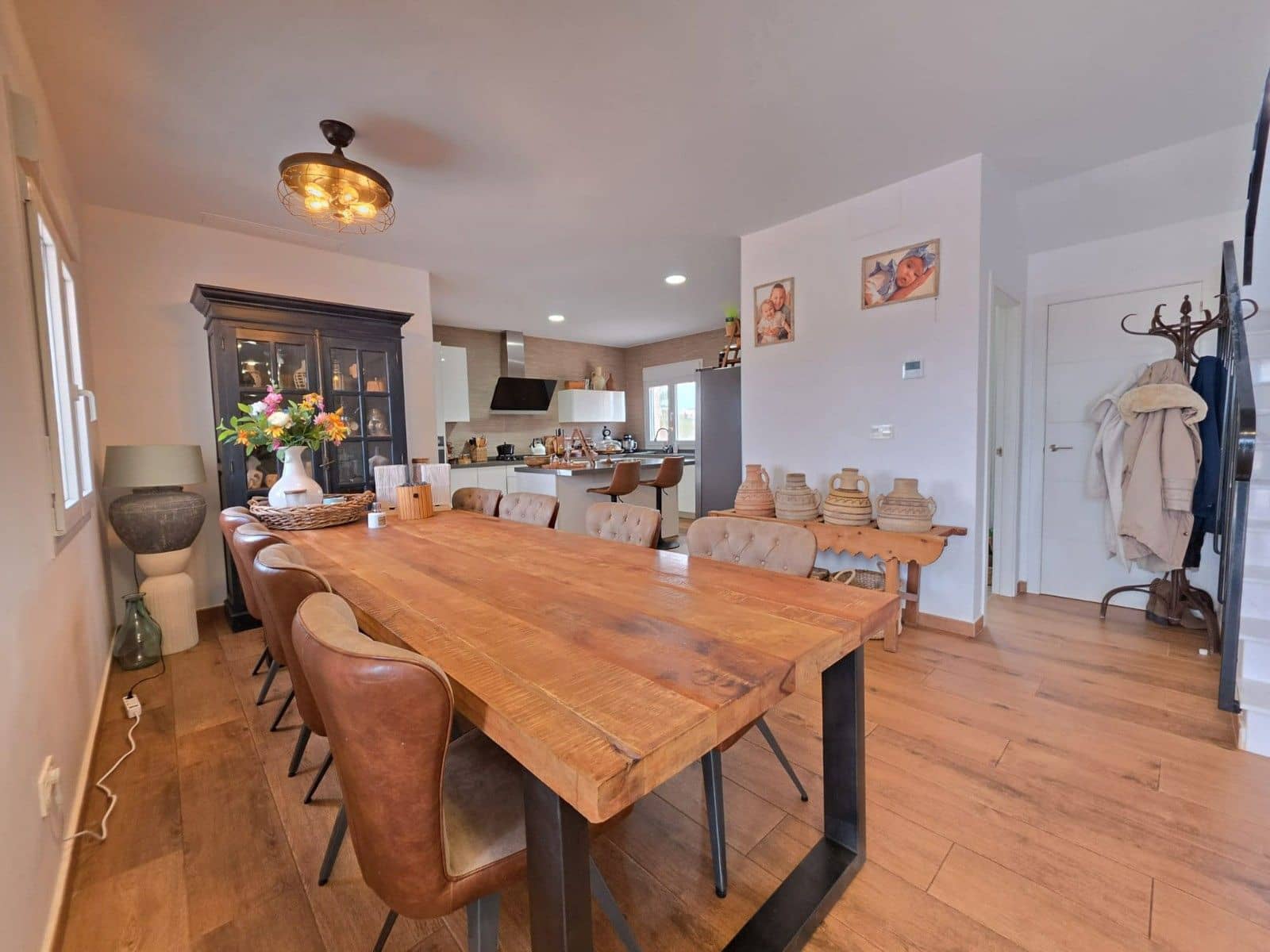 4 slaapkamer Villa te koop in Pinoso - € 549.995 (Ref: 9739065)