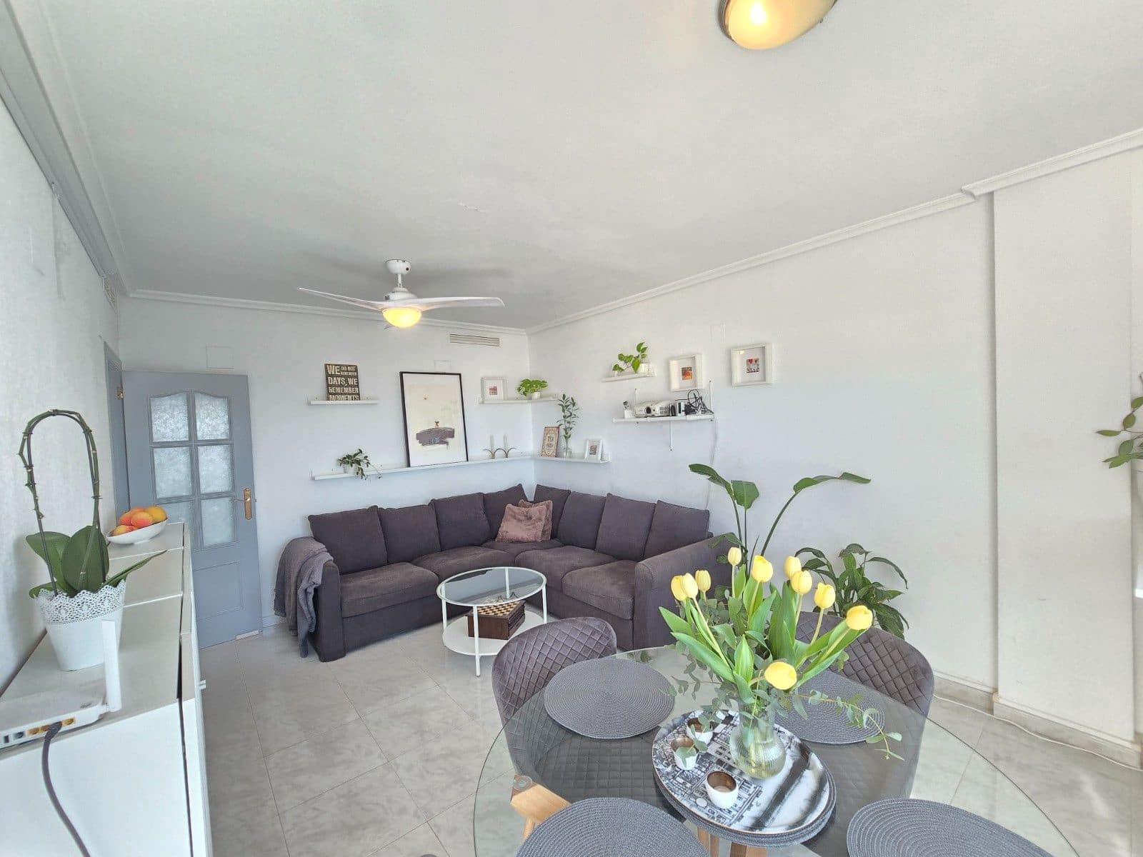 3 bedroom Apartment for sale in Los Montesinos with pool - € 145,000 (Ref: 9739067)