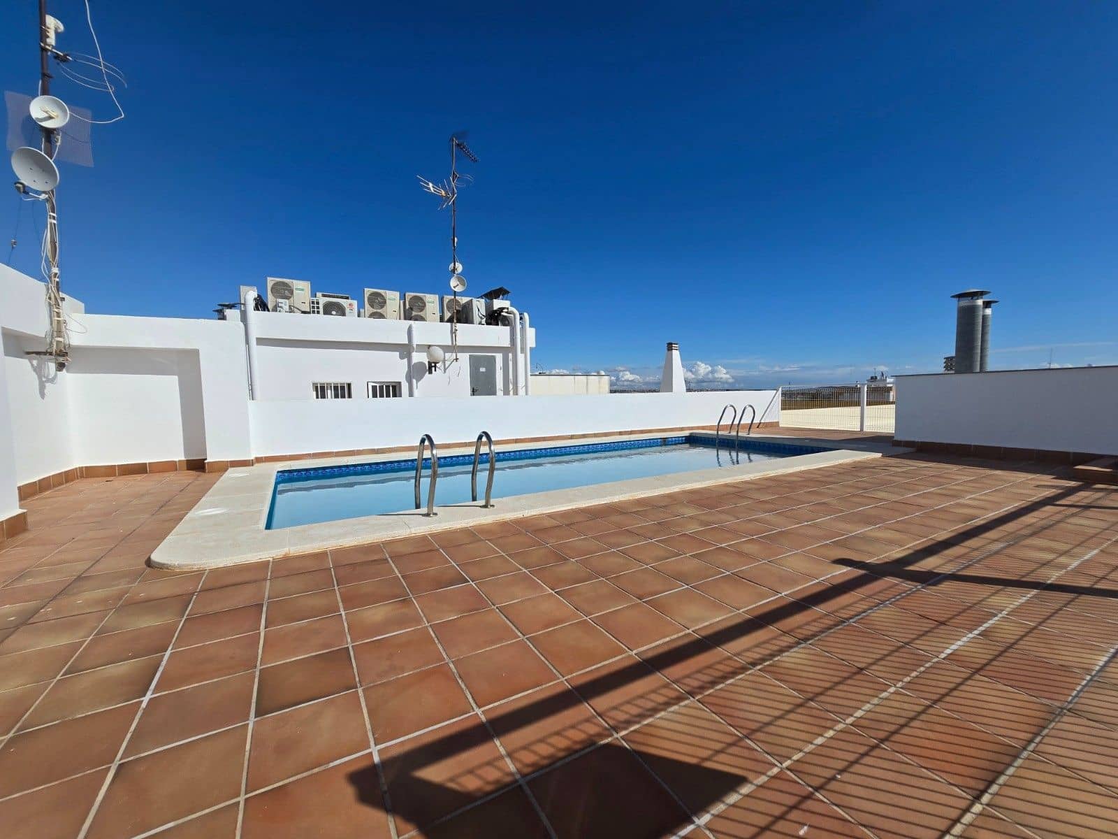 3 soverom Leilighet til salgs i Los Montesinos med svømmebasseng - € 145 000 (Ref: 9739067)