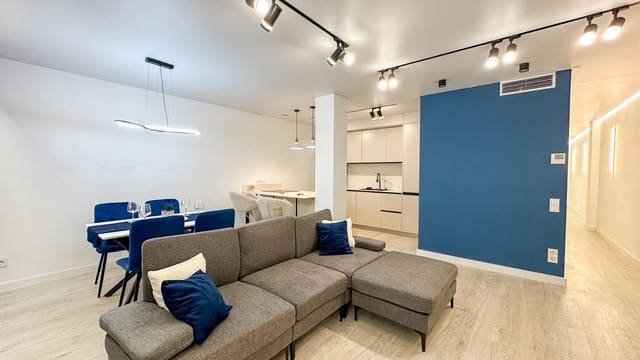 2 slaapkamer Appartement te koop in Playa de los Náufragos, Torrevieja - € 265.000 (Ref: 9741914)