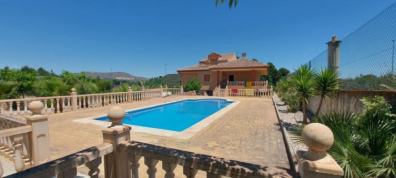 5 Zimmer Villa zu verkaufen in Calasparra - 305.000 € (Ref: 9741915)